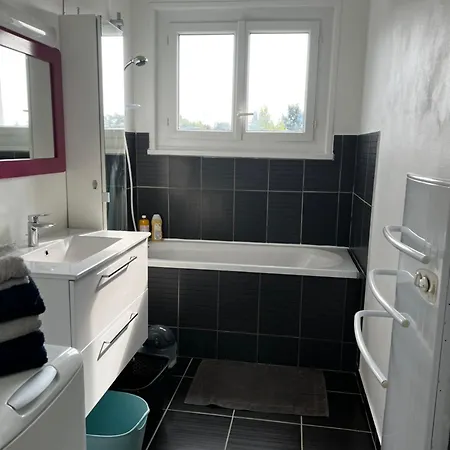 F3 « le General Leclerc » Pour 6 Personnes Apartman Yzeure